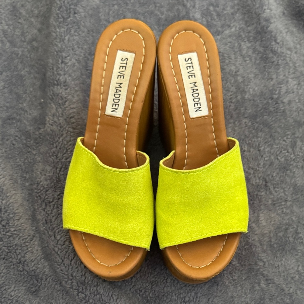 Steve Madden Neon Lime Suede Slide Mules 6